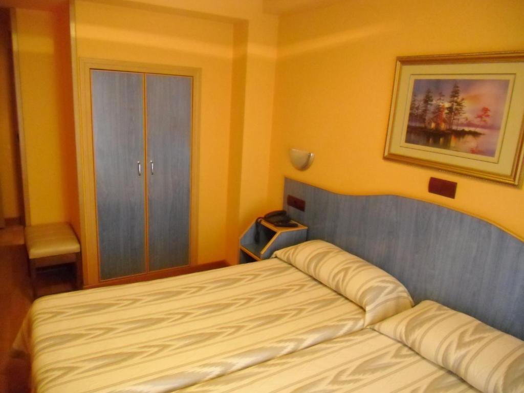 Hostal Don Suero Леон Экстерьер фото